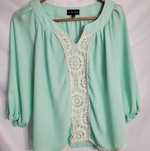 Mint green boutique blouse L
